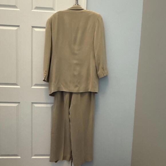 Calvin Klein Woman's Beige Pant Suit - Picture 10 of 11